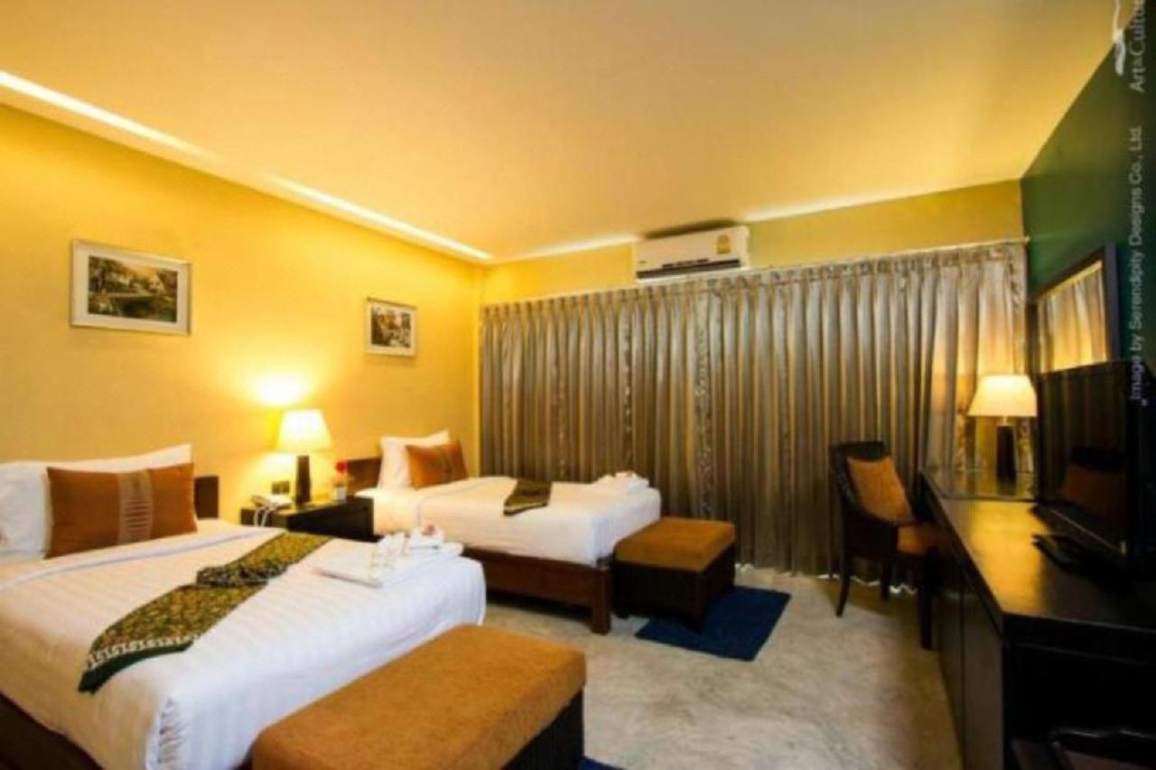 Hotel Baan Phuanda Phuket Exterior foto